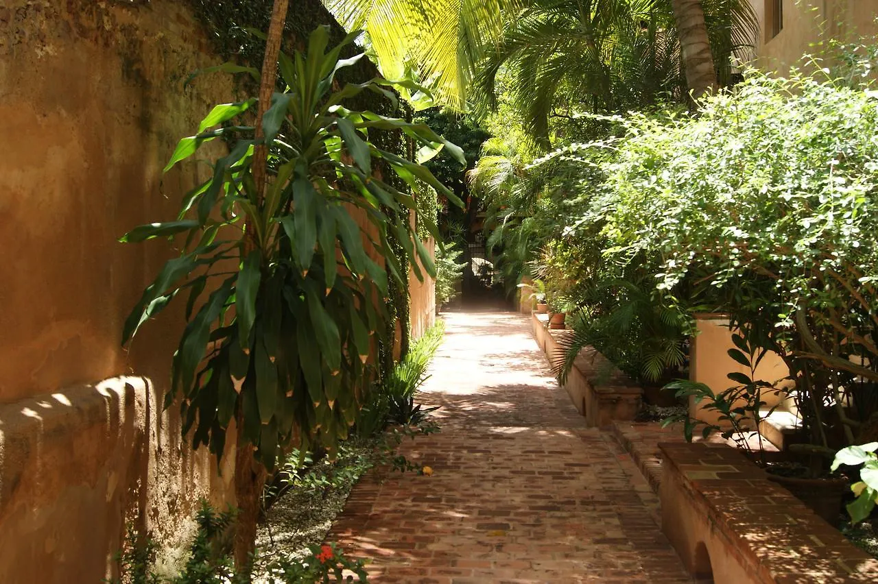 Paseo Colonial Aparthotel Santo Domingo 0*,